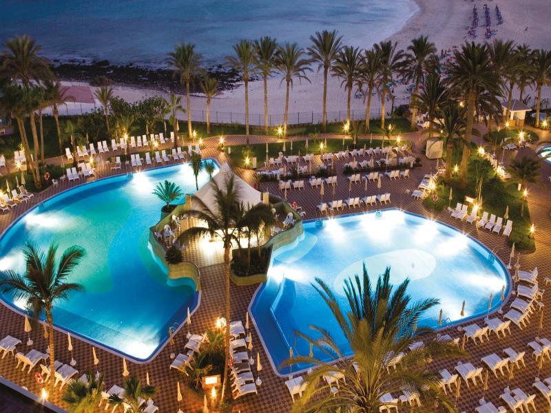 Riu Palace Tres Islas 코라레호 외부 사진